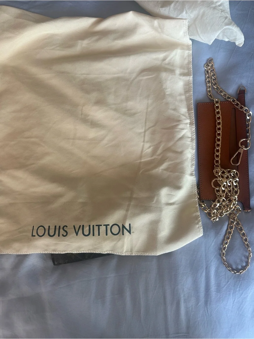 Louis Vuitton Monogram Etoile Sarah Wallet